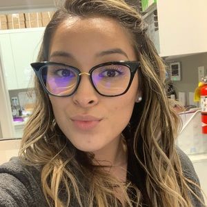 Meet your Posher, Eileen